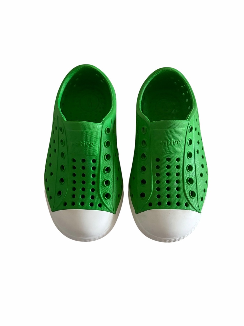 Native Jefferson Slip-On Kids Sneakers in Green and White